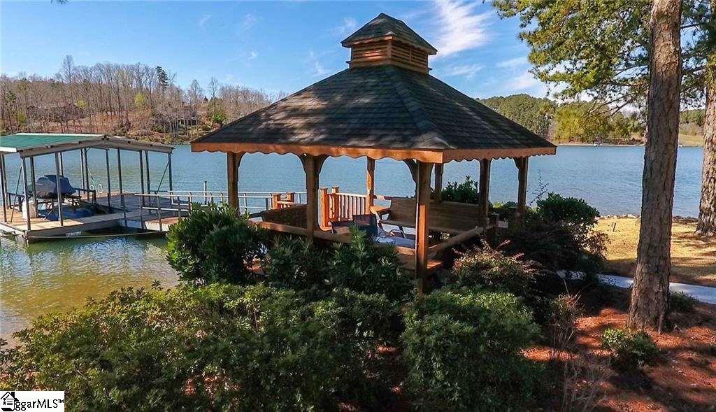 705 Sunpointe Court Seneca, SC 29672 - Photo 4 of 36 Gallery Image 4