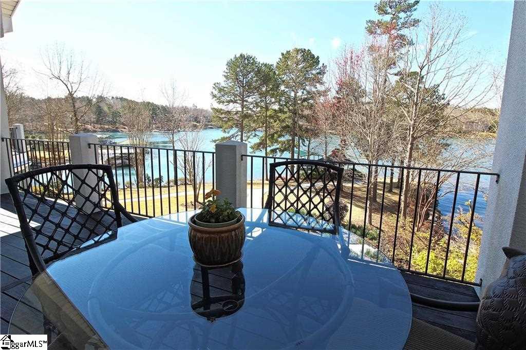 705 Sunpointe Court Seneca, SC 29672 - Photo 8 of 36 Gallery Image 8