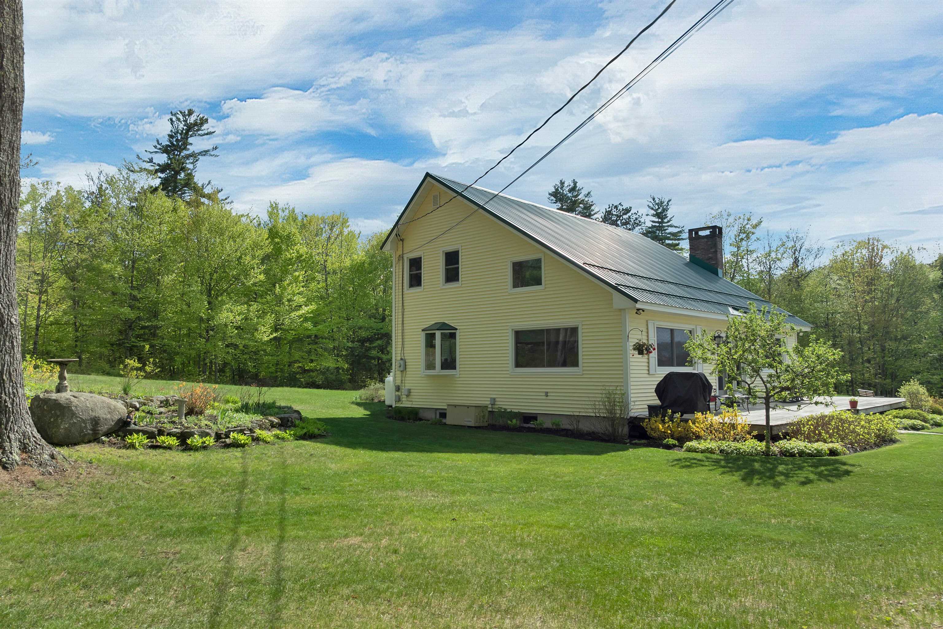 65 Effingham Road Ossipee, NH 03864 - Photo 10 of 60