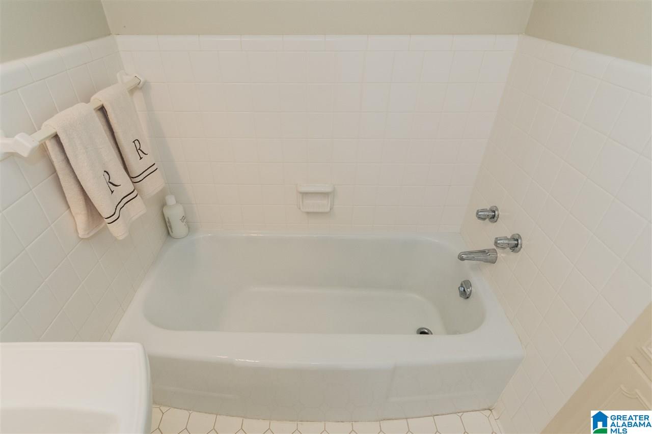 3441 Brookwood Road Birmingham, AL 35223 - Photo 24 of 46 Gallery Image 24