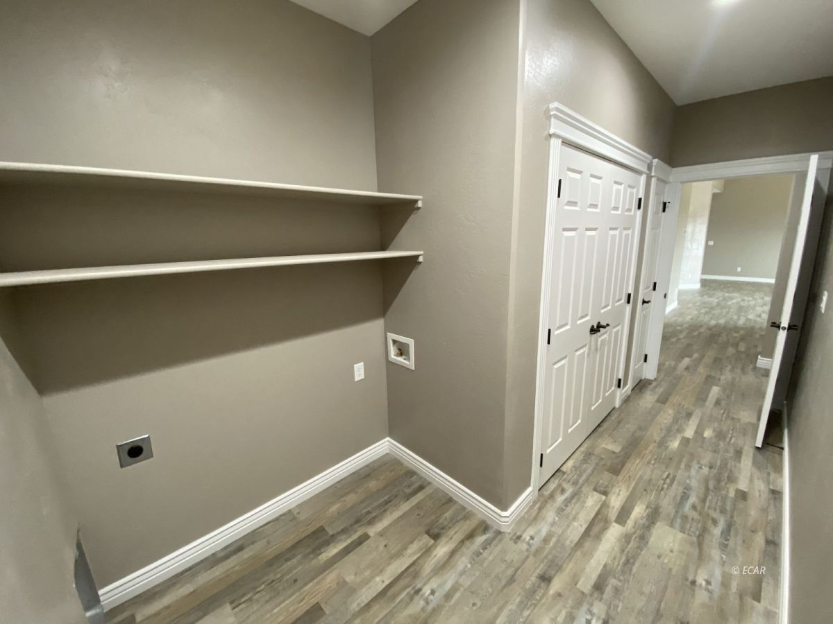 599 Stageline Loop Elko, NV 89801 - Photo 20 of 29 Gallery Image 20