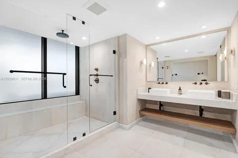$2,075,000 | 5875 Collins Avenue, Unit 501, Miami Beach, FL 33140