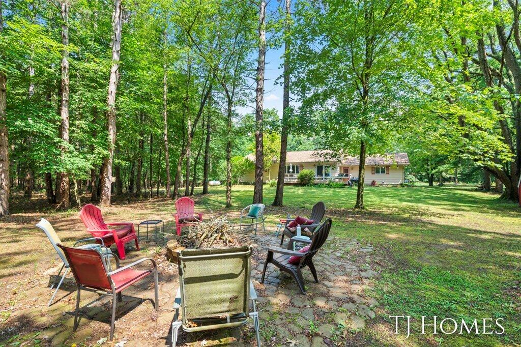 4051 Berquist Road Whitehall, MI 49461 - Photo 5 of 38 008-4051 Berquist-29_m