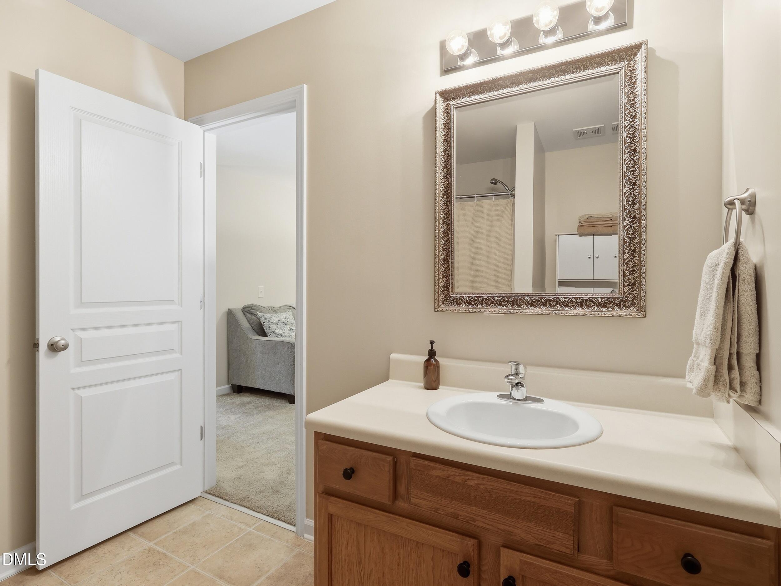 2505 Asher View Court Raleigh, NC 27606 - Photo 22 of 34