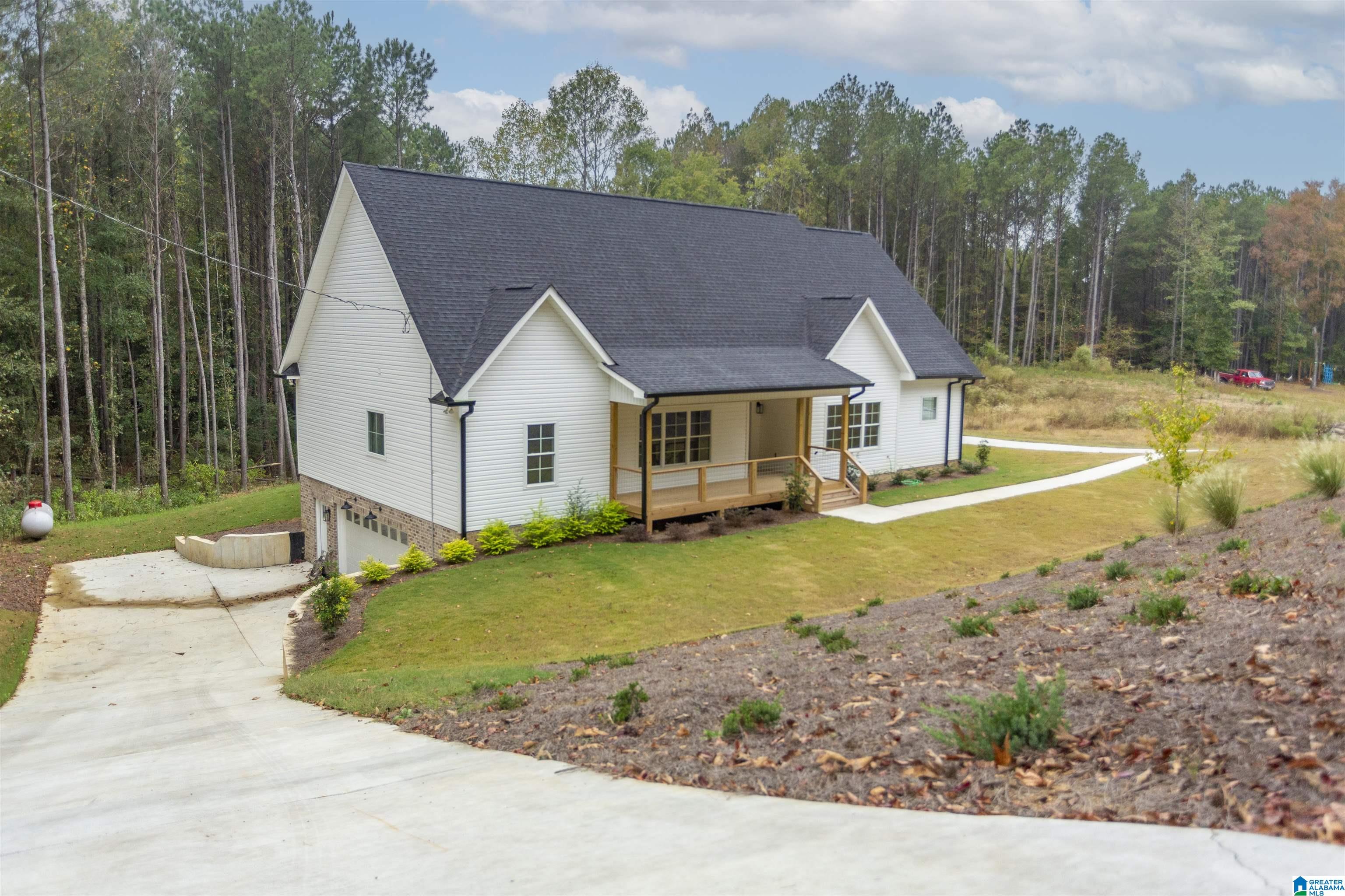 9176 Pritchett Road Gardendale, AL 35071 - Photo 3 of 82