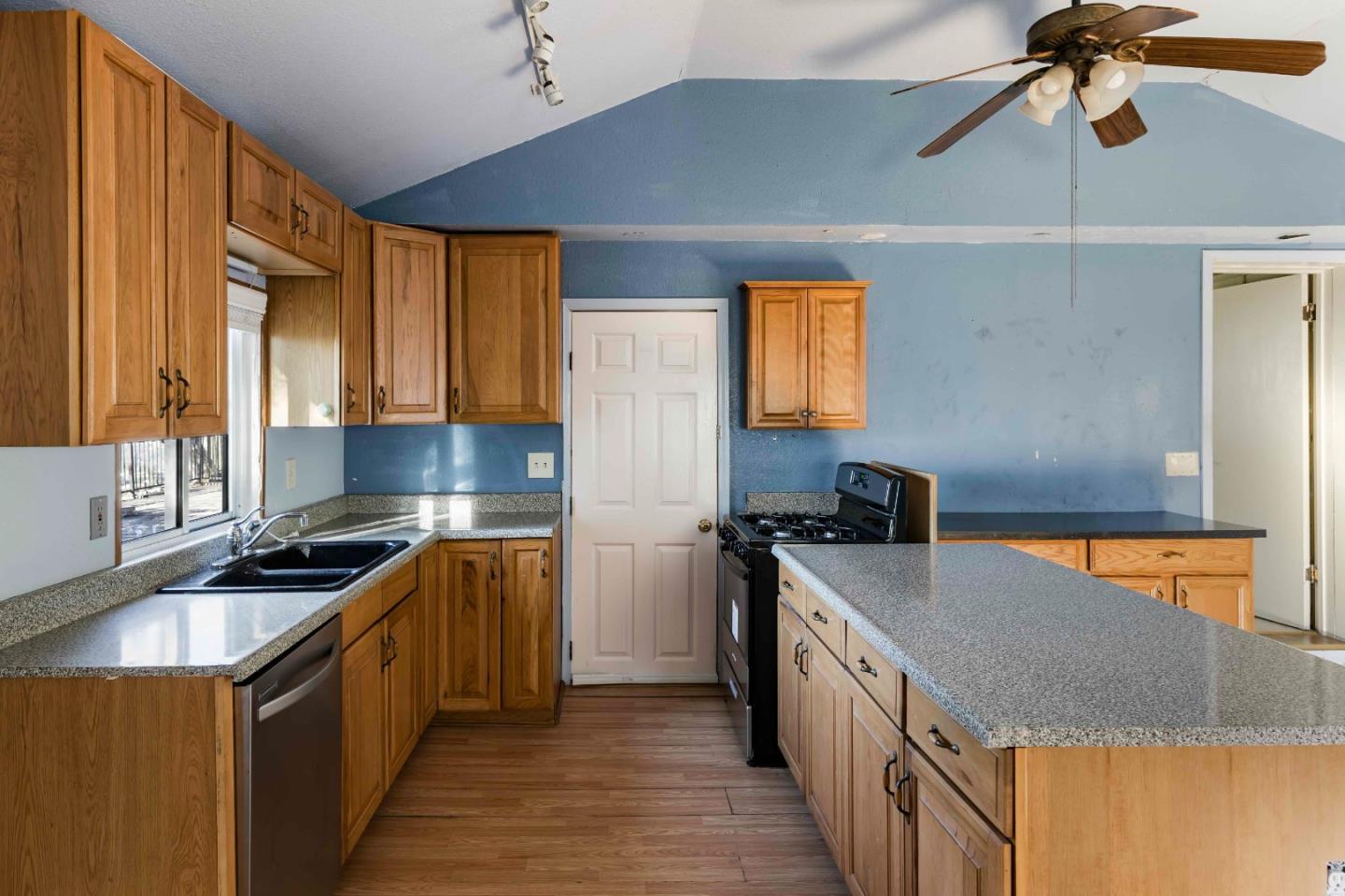 3815 Higuera Road San Jose, CA 95148 - Photo 21 of 22