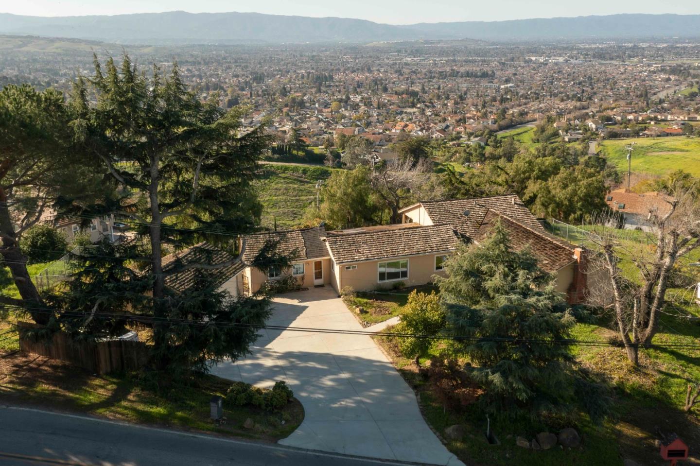 3815 Higuera Road San Jose, CA 95148 - Photo 3 of 22