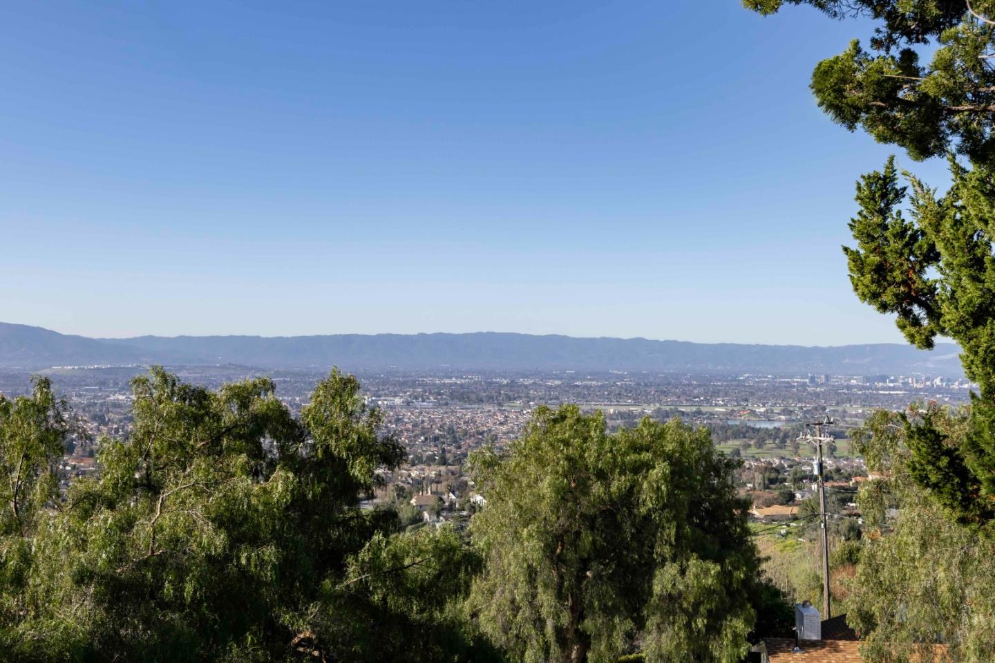 3815 Higuera Road San Jose, CA 95148 - Photo 7 of 22