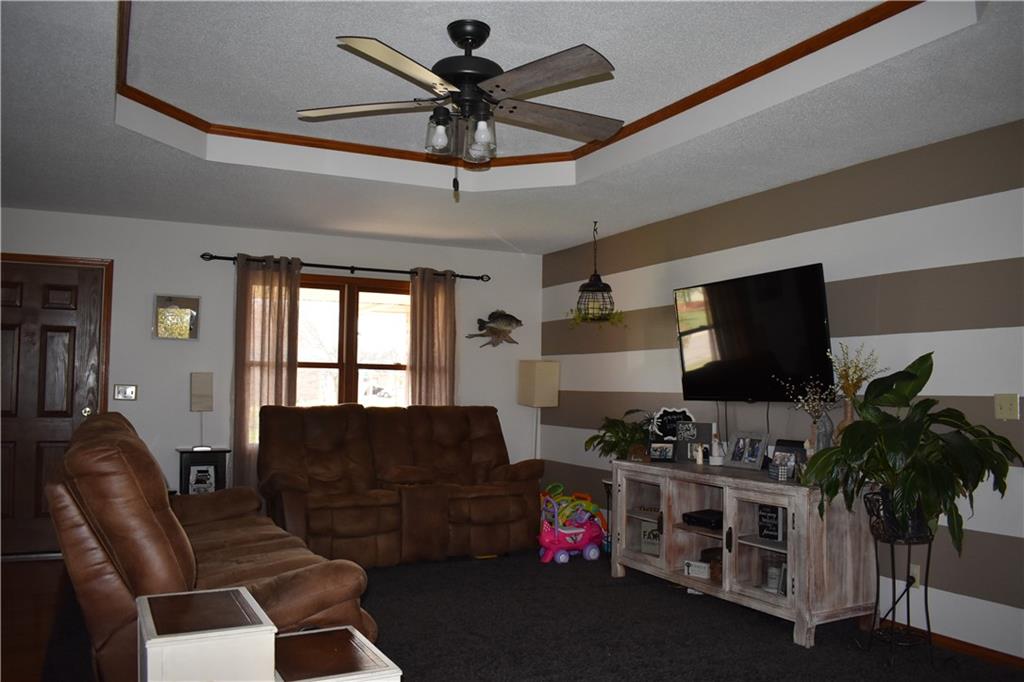 2264 Hedge Road Seymour, IN 47274 - Photo 5 of 28 Gallery Image 5