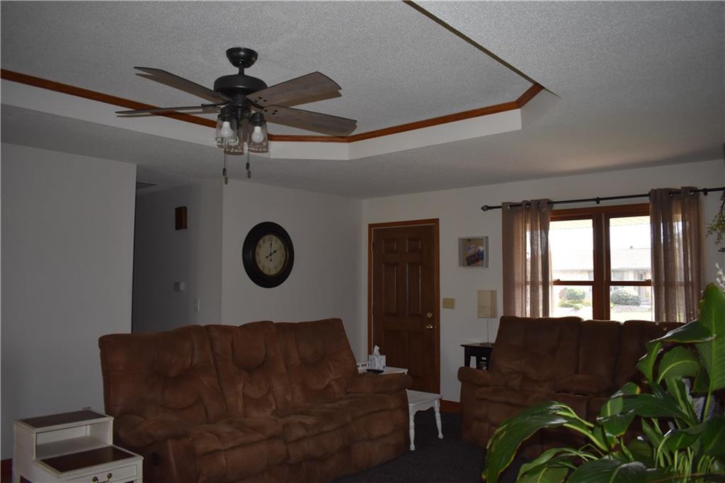 2264 Hedge Road Seymour, IN 47274 - Photo 9 of 28 Gallery Image 9
