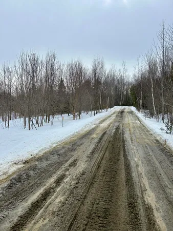 $105,000 | R1-37b O'Dell Road, New Sharon, ME 04955