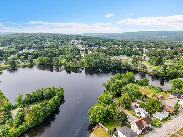 $349,400 | 111 Glass Street, Pembroke, NH 03275