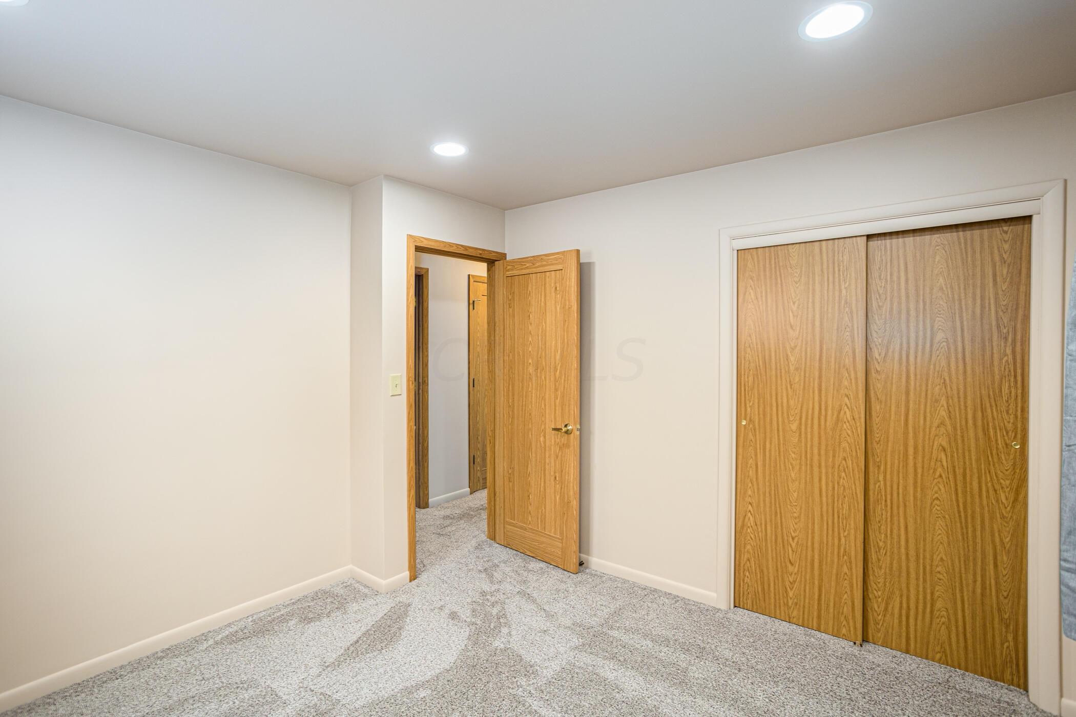 1372 Koebel Road Columbus, OH 43207 - Photo 46 of 74 1372 Koebel rd Columbus Ohio_048