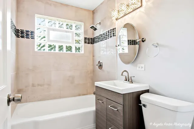 $268,900 | 433 East High Street, Mundelein, IL 60060