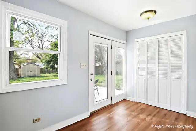 $268,900 | 433 East High Street, Mundelein, IL 60060