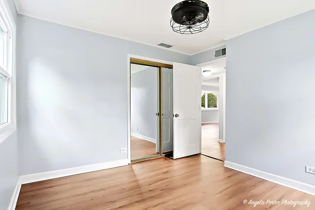 $268,900 | 433 East High Street, Mundelein, IL 60060