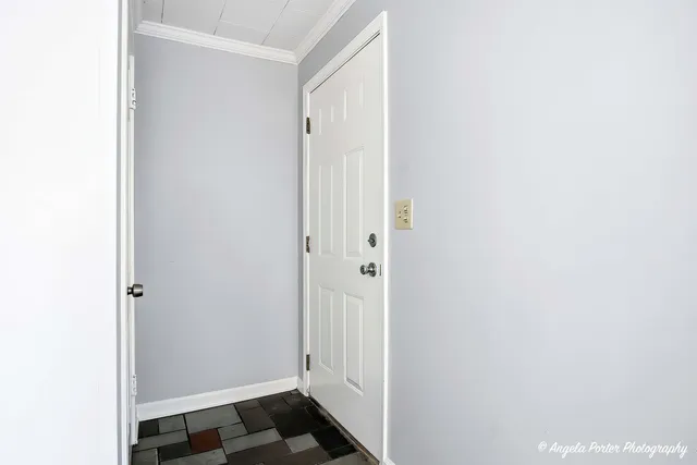 $268,900 | 433 East High Street, Mundelein, IL 60060