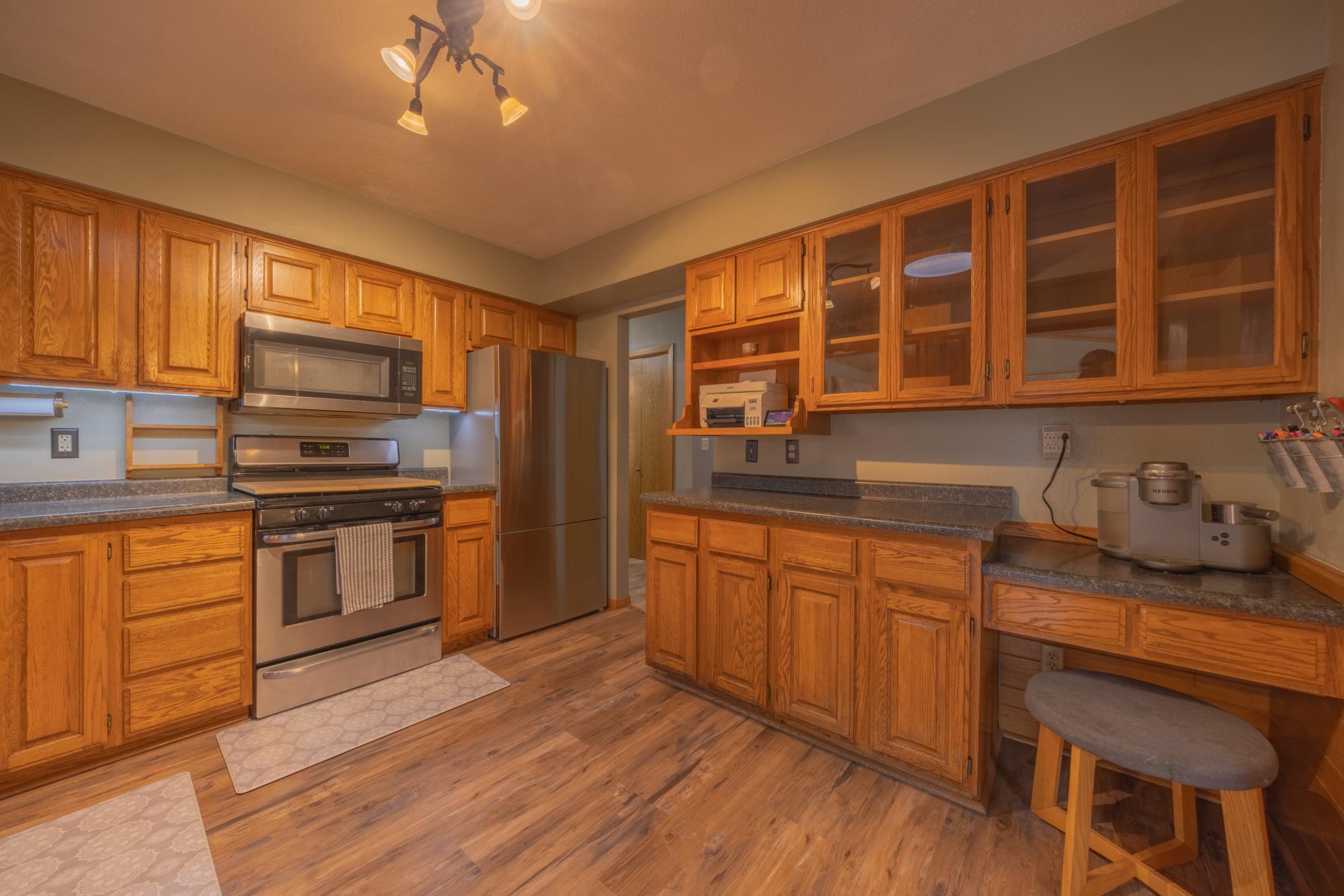 1318 6th Street Southwest Willmar, MN 56201 - Photo 11 of 32