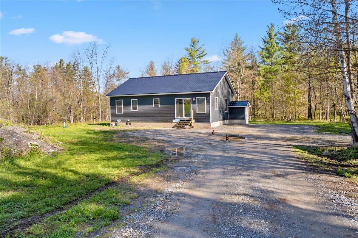 2650 Woodward Neighborhood Road Richford, VT 05476 - Photo 2 of 37