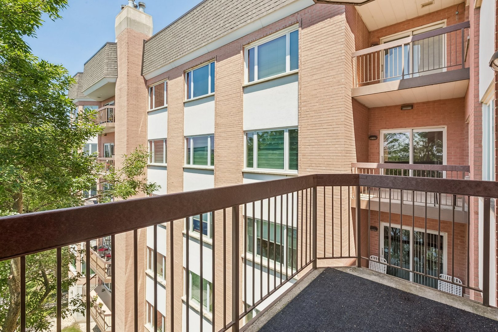 209 Rivershire Lane, Unit 504 Lincolnshire, IL 60069 - Photo 37 of 40