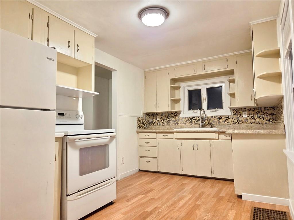 409 South Summit Street Derry, PA 15627 - Photo 18 of 47