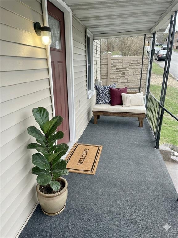 409 South Summit Street Derry, PA 15627 - Photo 5 of 47