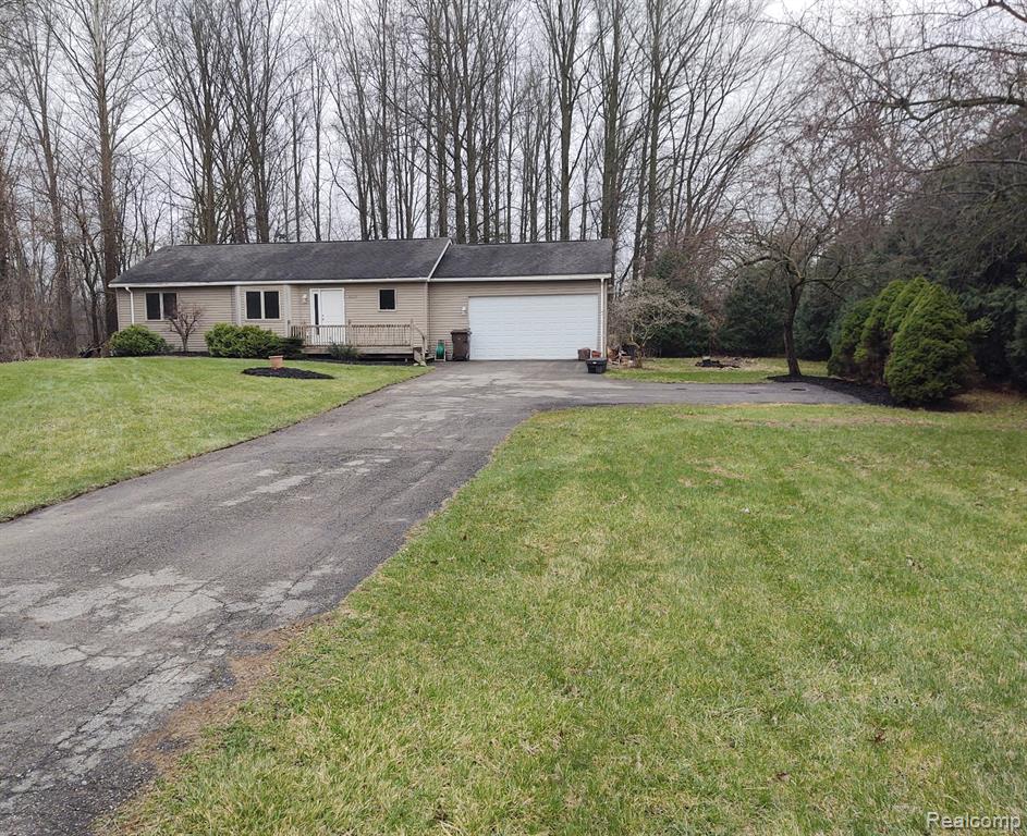48255 Willis Road Belleville, MI 48111 - Photo 1 of 1 Gallery Image 1