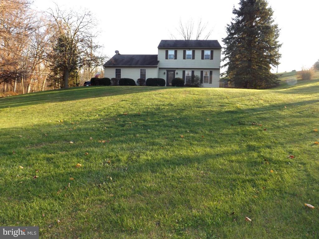 270 Speedwell Forge Road Lititz, PA 17543 - Photo 3 of 26