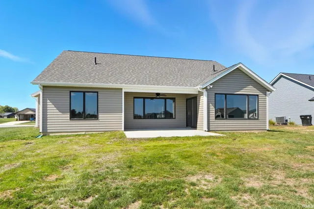 $364,900 | 840 Zenos Boulevard, Fort Wayne, IN 46818