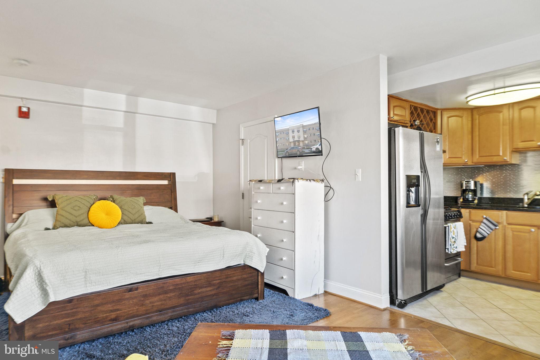 738 Longfellow Street Northwest, Unit 209 Washington, DC 20011 - Photo 4 of 21 Fits a king sized bed