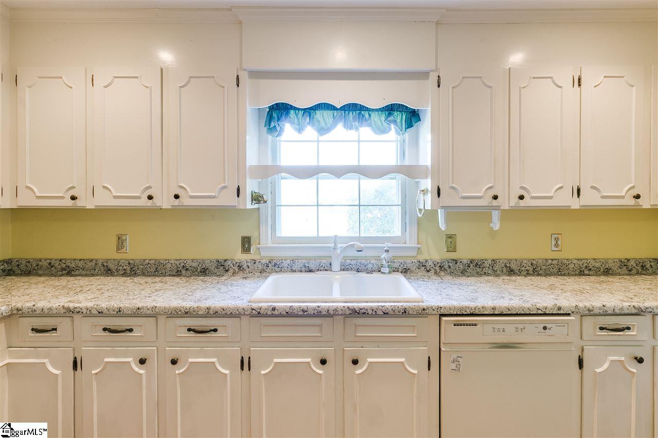 101 Oakland Way Fountain Inn, SC 29644 - Photo 11 of 32 Gallery Image 11