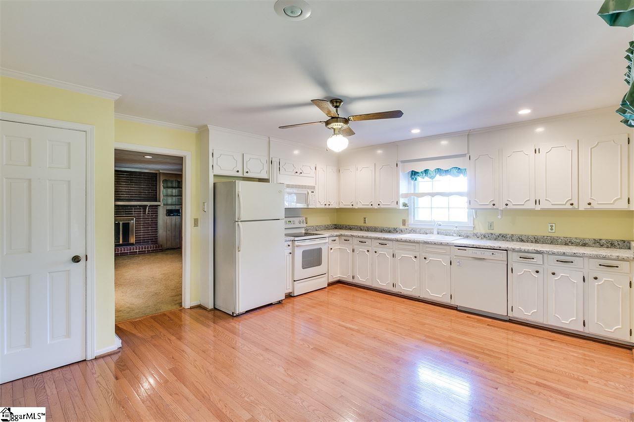 101 Oakland Way Fountain Inn, SC 29644 - Photo 10 of 32 Gallery Image 10