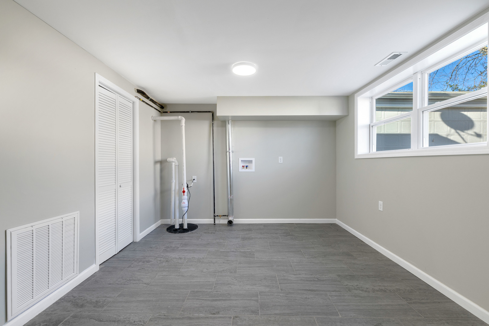 222 Pell Avenue Romeoville, IL 60446 - Photo 17 of 27 a view of an empty room