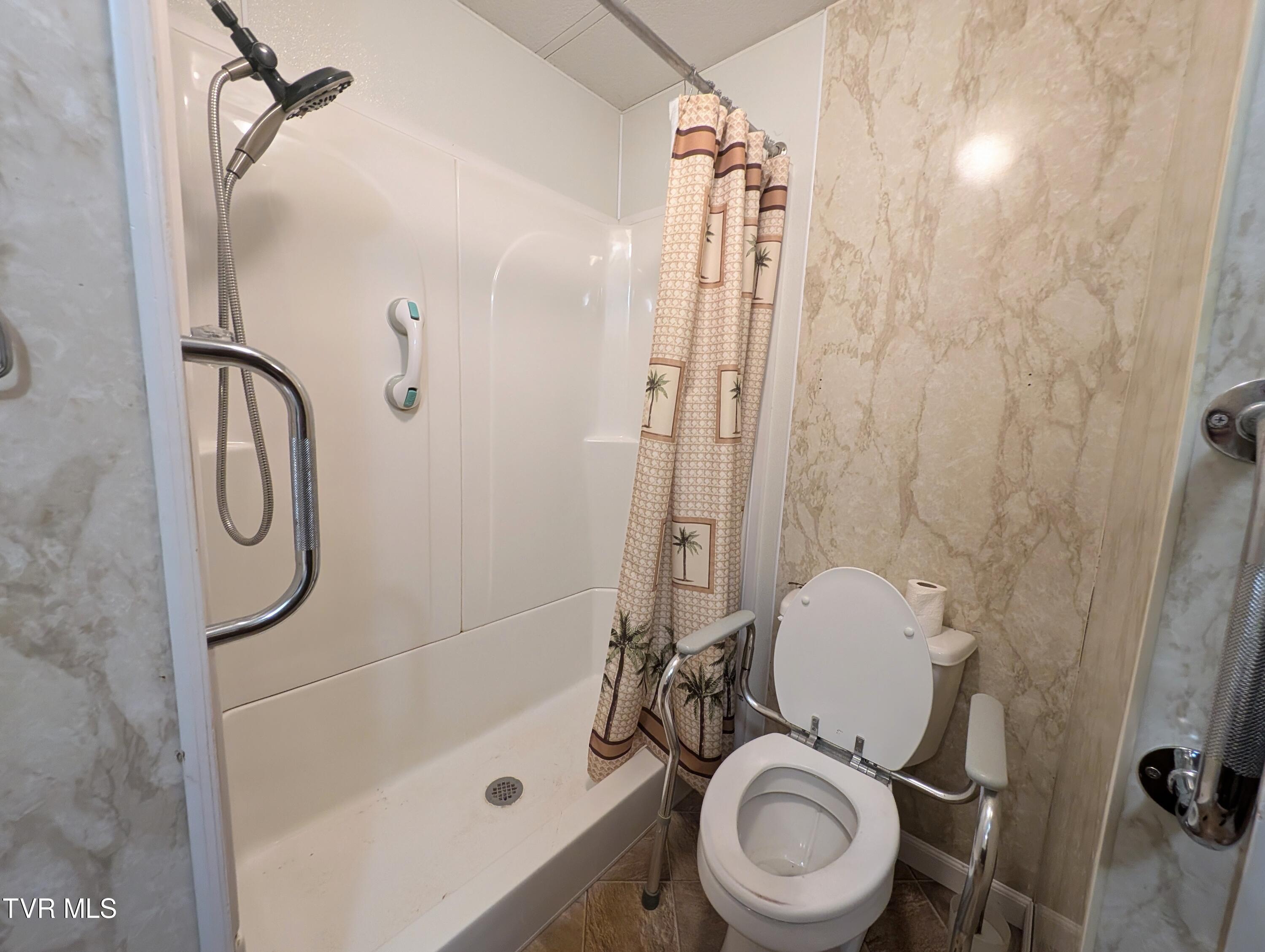1008 Rd Branch Clinchco, VA 24226 - Photo 23 of 29 1000007545