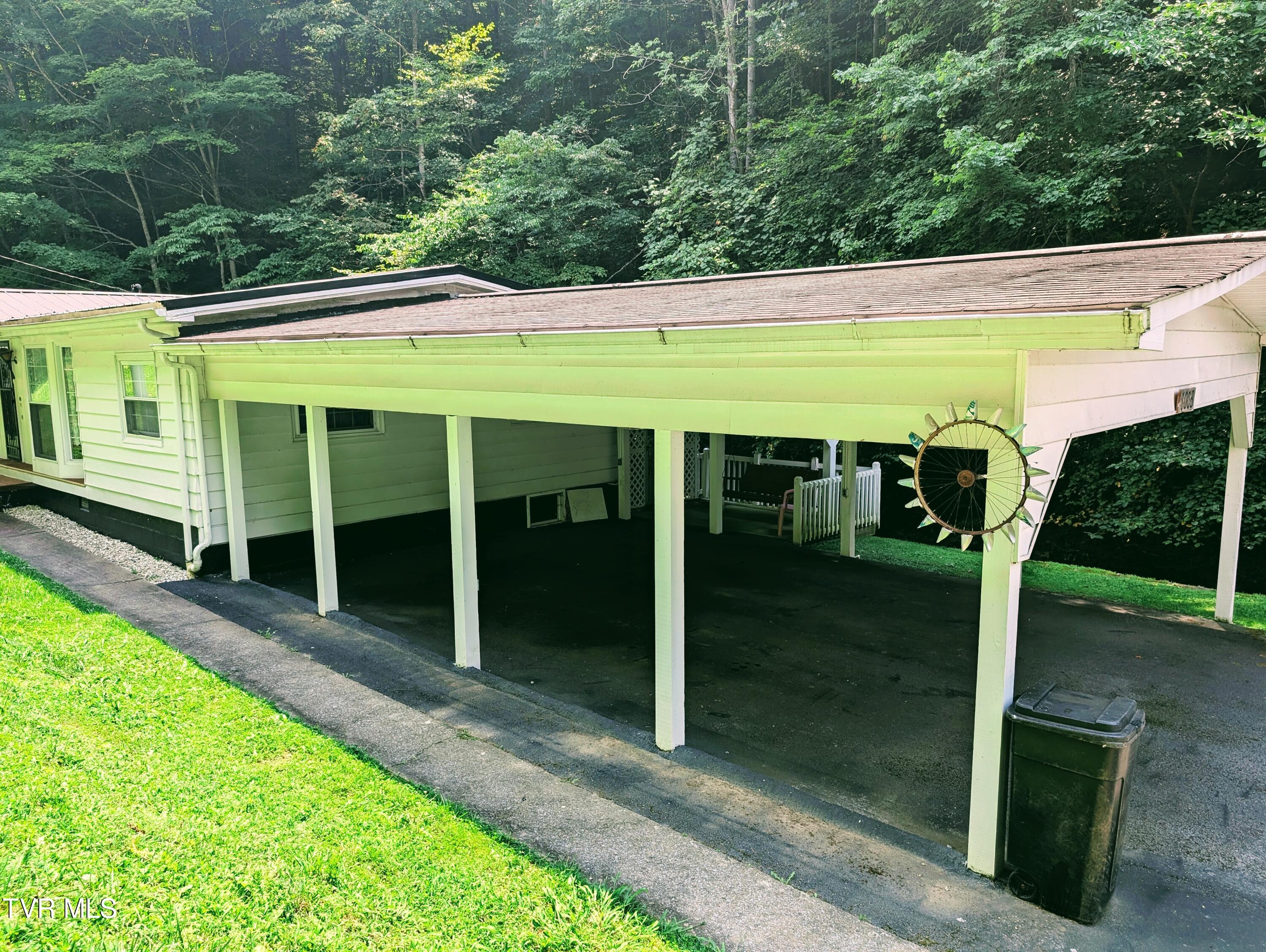1008 Rd Branch Clinchco, VA 24226 - Photo 5 of 29 1000007556