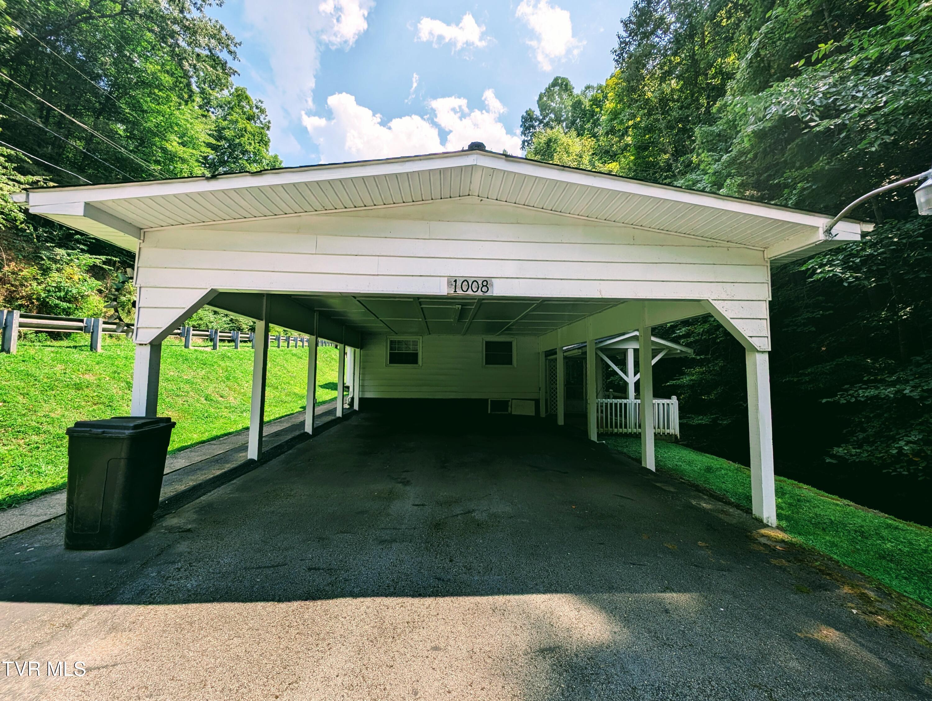 1008 Rd Branch Clinchco, VA 24226 - Photo 6 of 29 1000007560