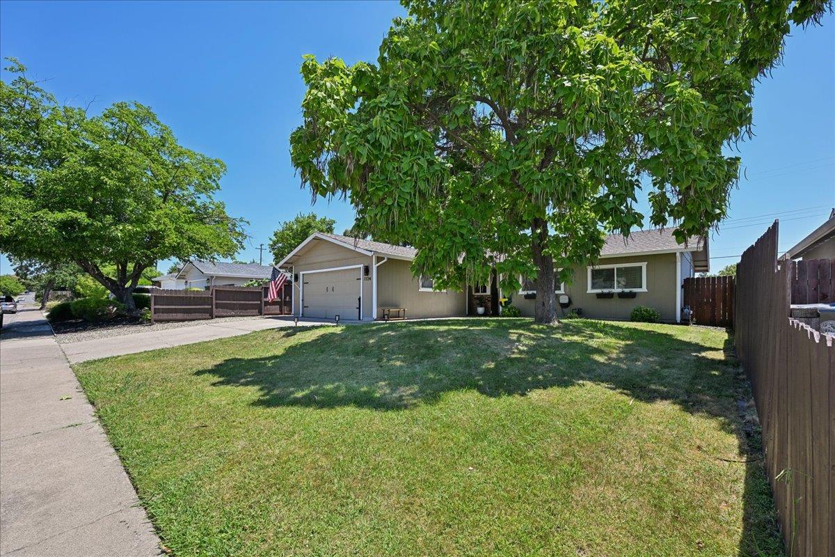 7724 Spring Valley Avenue Citrus Heights, CA 95610 - Photo 29 of 37