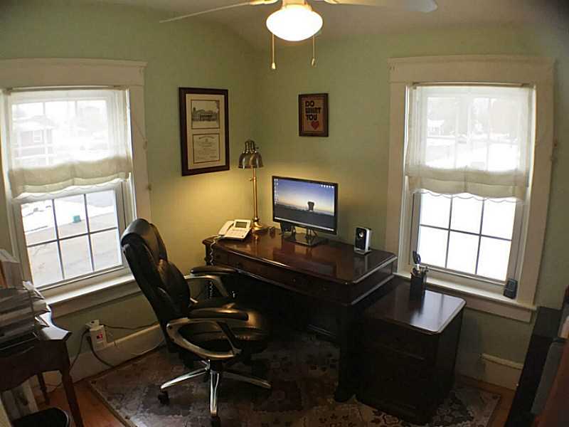 918 Main Street Warren, RI 02885 - Photo 16 of 24 Bedroom.