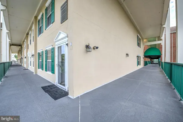 a view of an entryway with a street