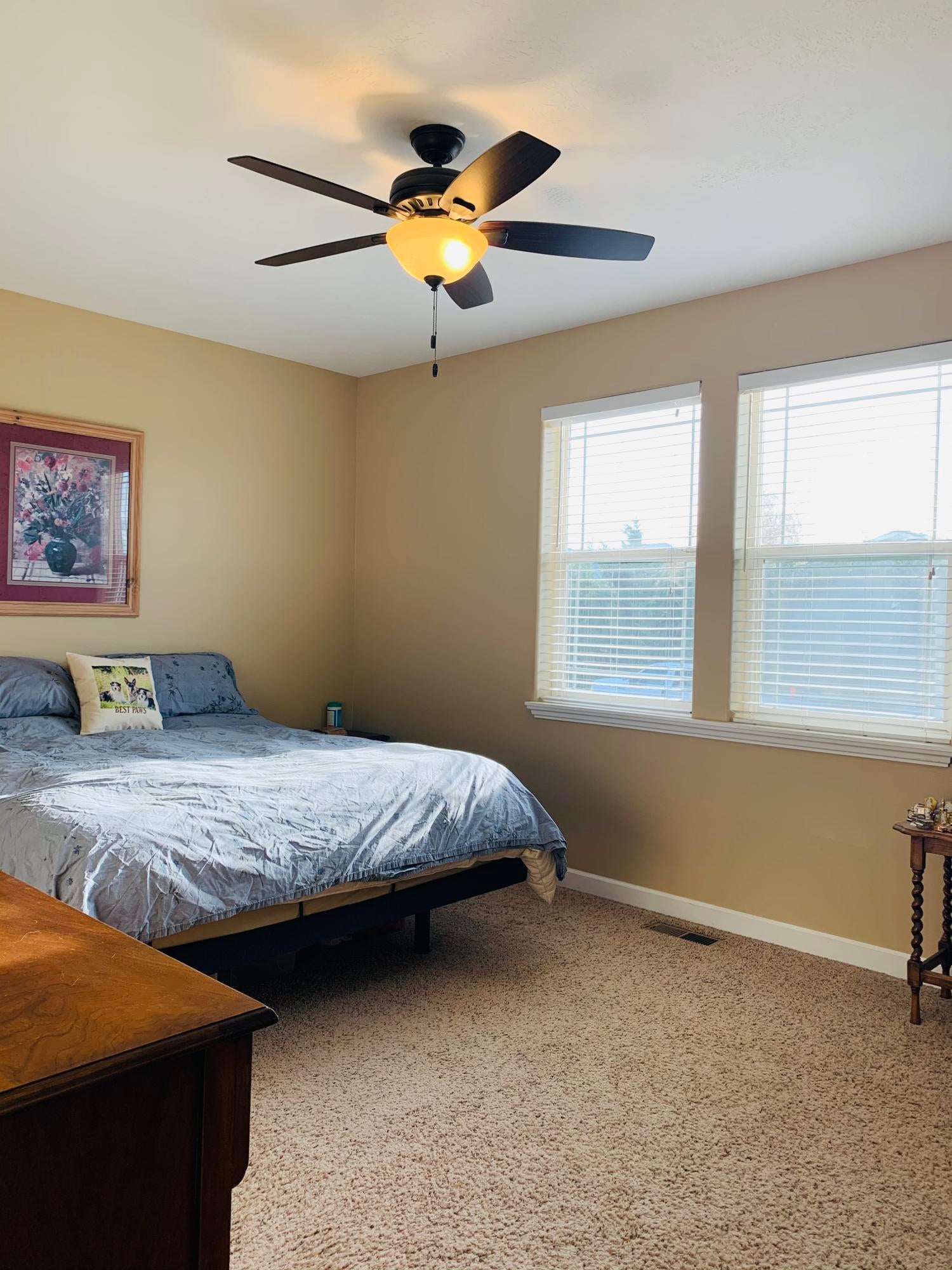 300 East Ridgeview Drive Culver, OR 97734 - Photo 26 of 38 Master Bedroom