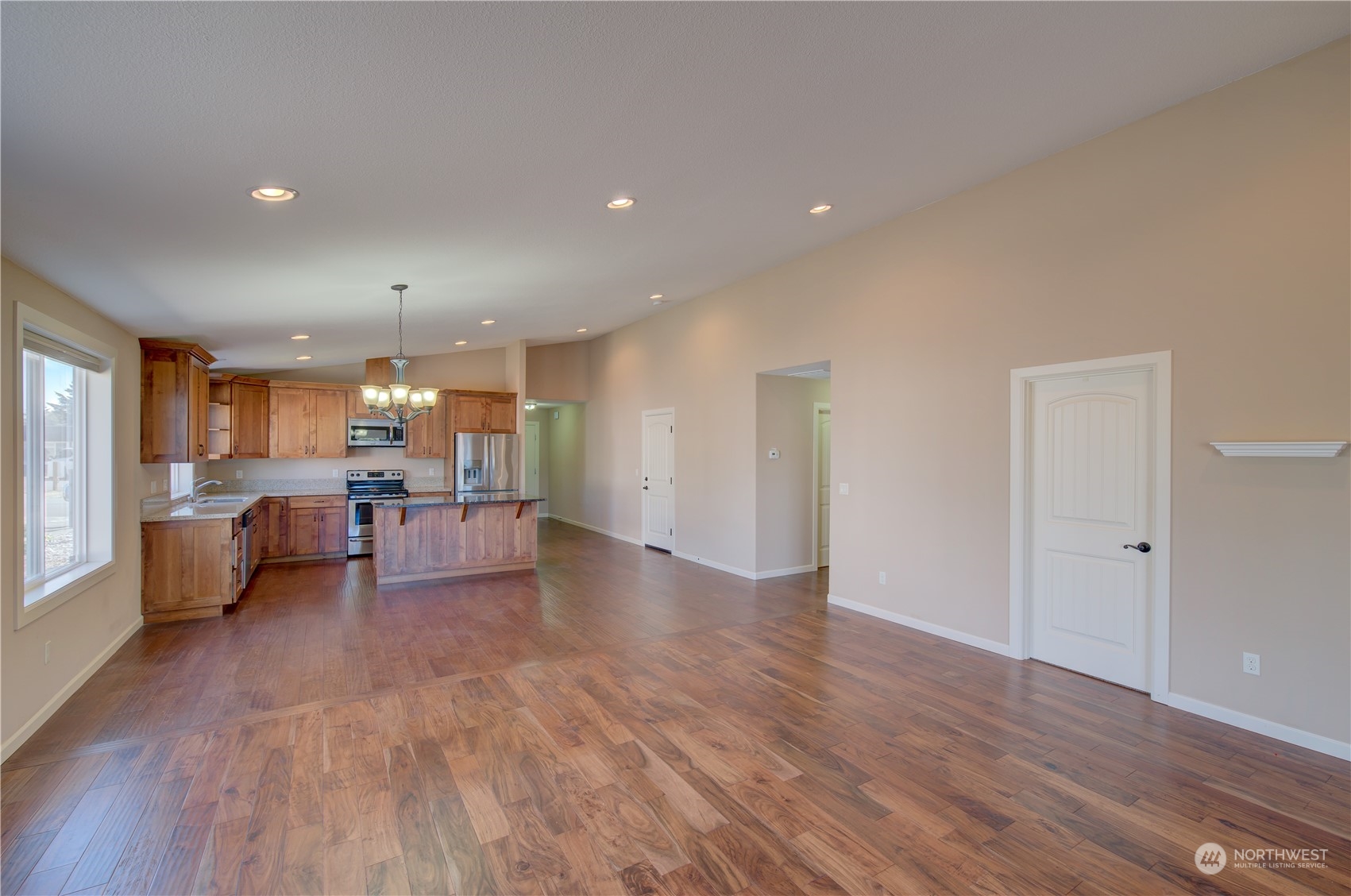 206 Pioneer Road West Long Beach, WA 98631 - Photo 8 of 39 a living room with furniture and a wooden floor