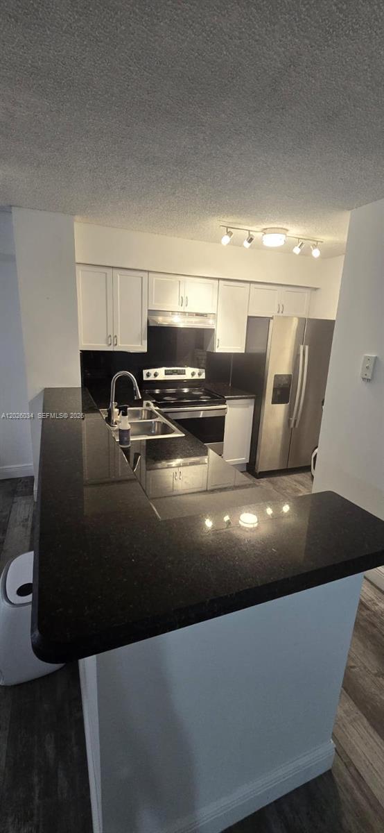 a close view of sink