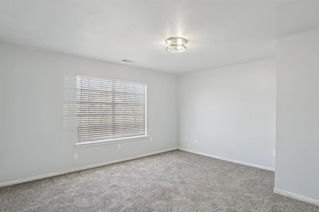 $1,695 | 4021 Preferred Place, Dallas, TX 75237