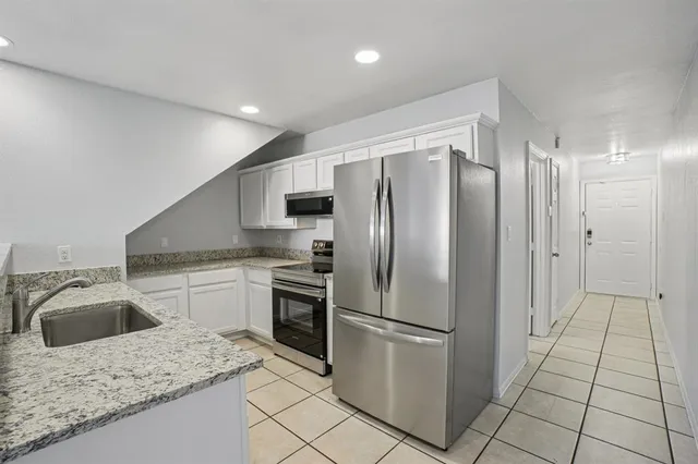 $1,695 | 4021 Preferred Place, Dallas, TX 75237