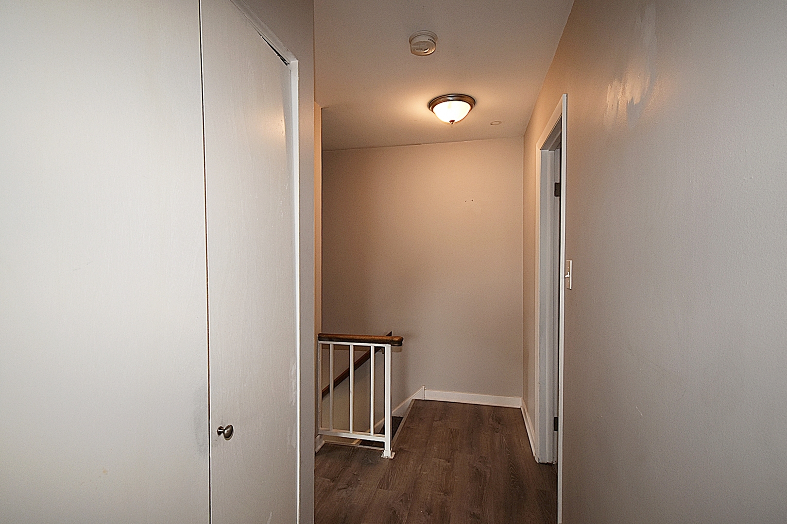 1362 South Glen Circle, Unit A Aurora, IL 60506 - Photo 13 of 17 a view of hallway with bathroom