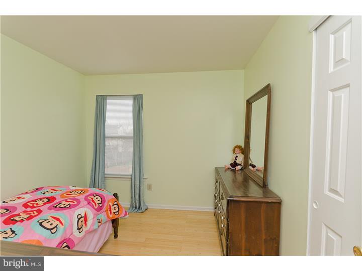 4926 Cabin Run Road Pipersville, PA 18947 - Photo 9 of 22 Gallery Image 9