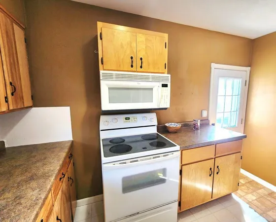 $167,000 | 704 Irene Avenue Southeast, Willmar, MN 56201