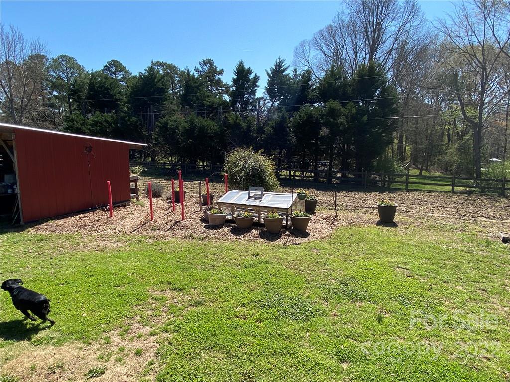 1539 Cobblestone Court Fort Mill, SC 29708 - Photo 35 of 41 a view of a backyard with sitting area