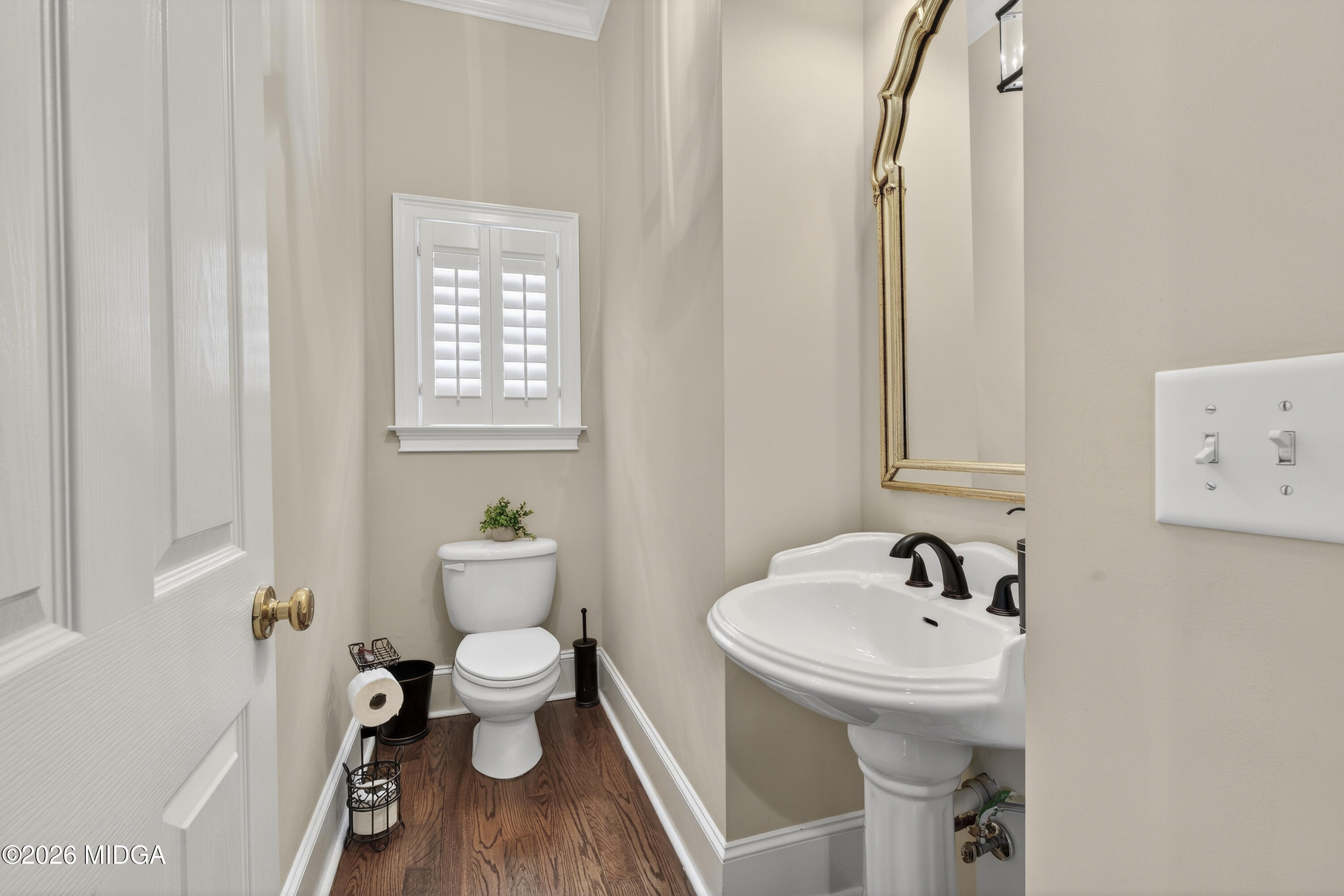 855 Tufthunter Macon, GA 31210 - Photo 41 of 87 a bathroom with a sink and mirror with toilet