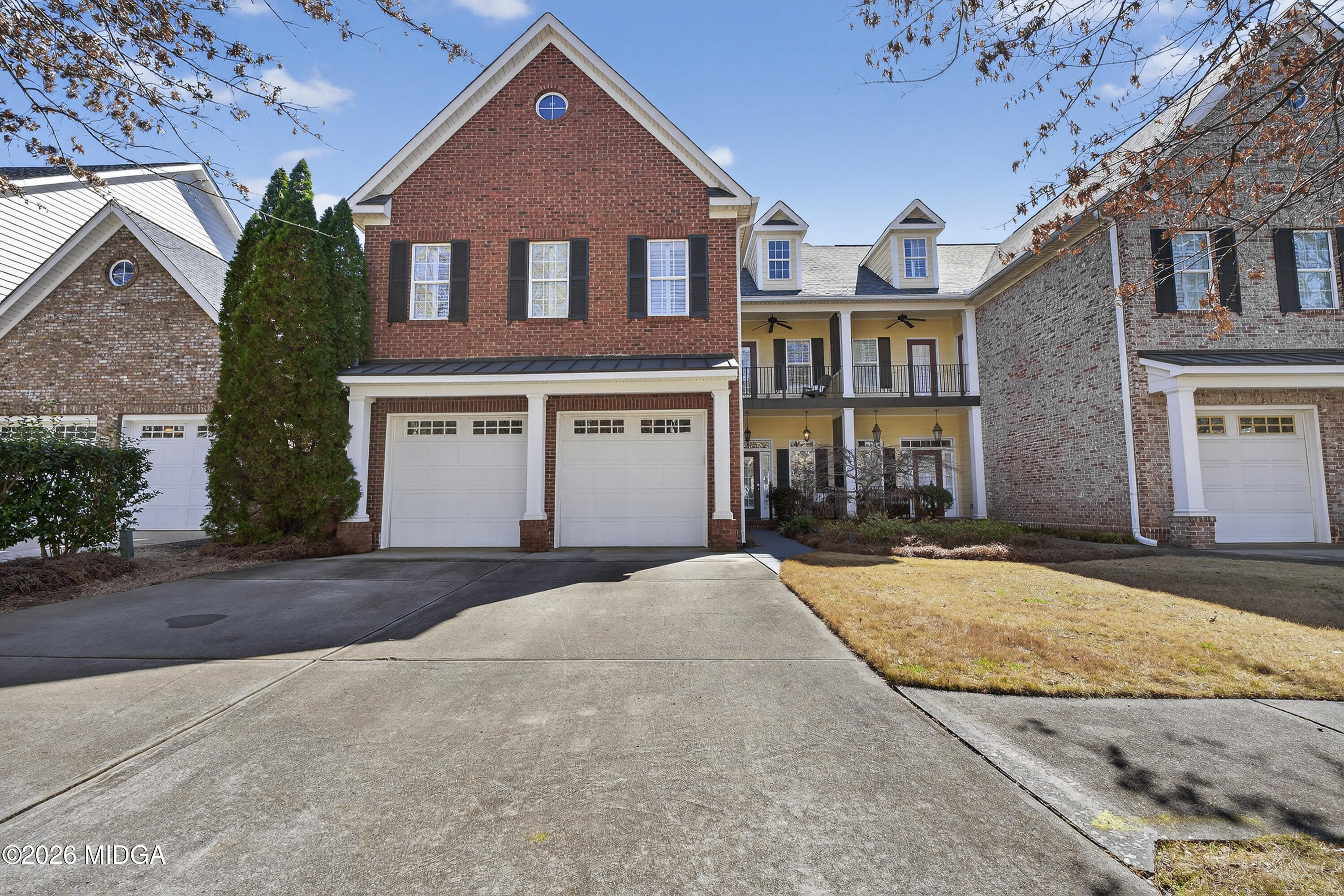855 Tufthunter Macon, GA 31210 - Photo 86 of 86 front view of a house with a yard